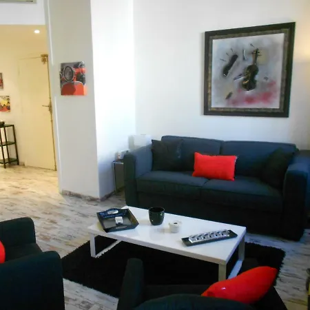 One Bedroom 2 Minutes From “La Croisette” Beach And Palais Apartamento