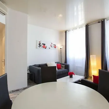 One Bedroom 2 Minutes From “La Croisette” Beach And Palais